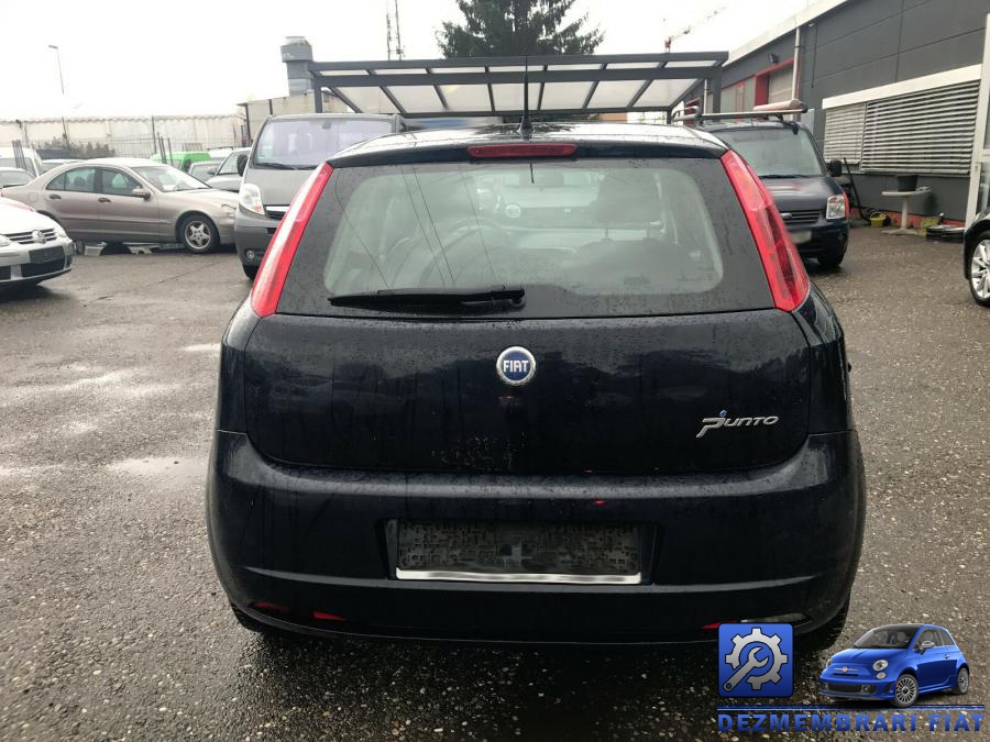 Balamale capota fiat grande punto 2010