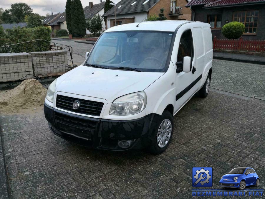 Bara fata fiat doblo 2005