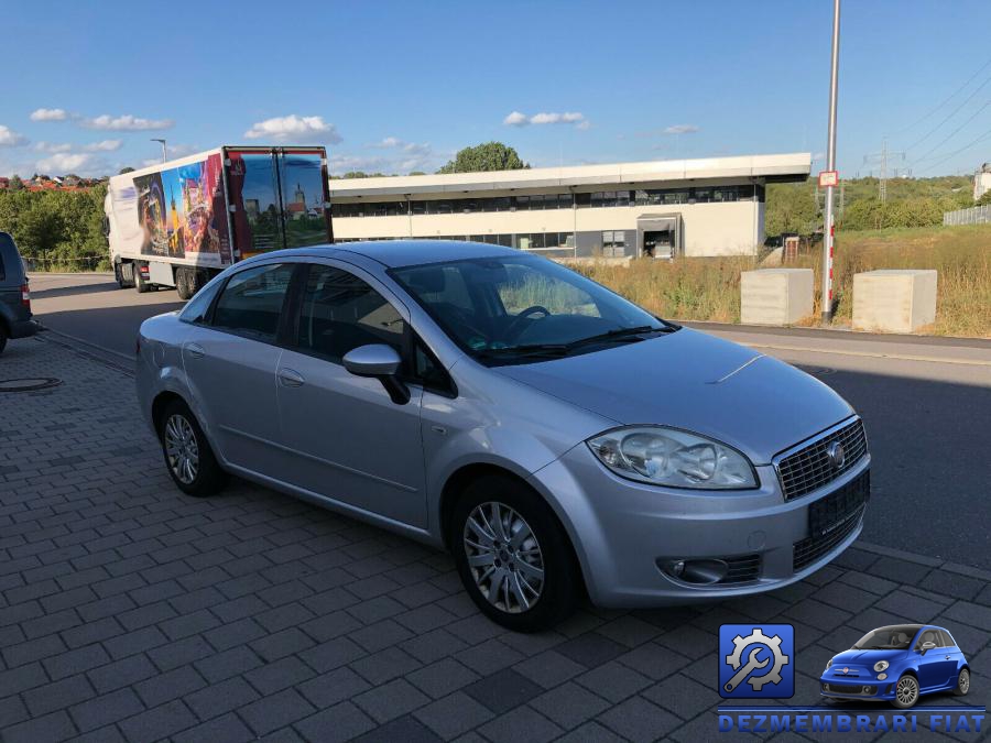 Punte spate fiat linea 2011